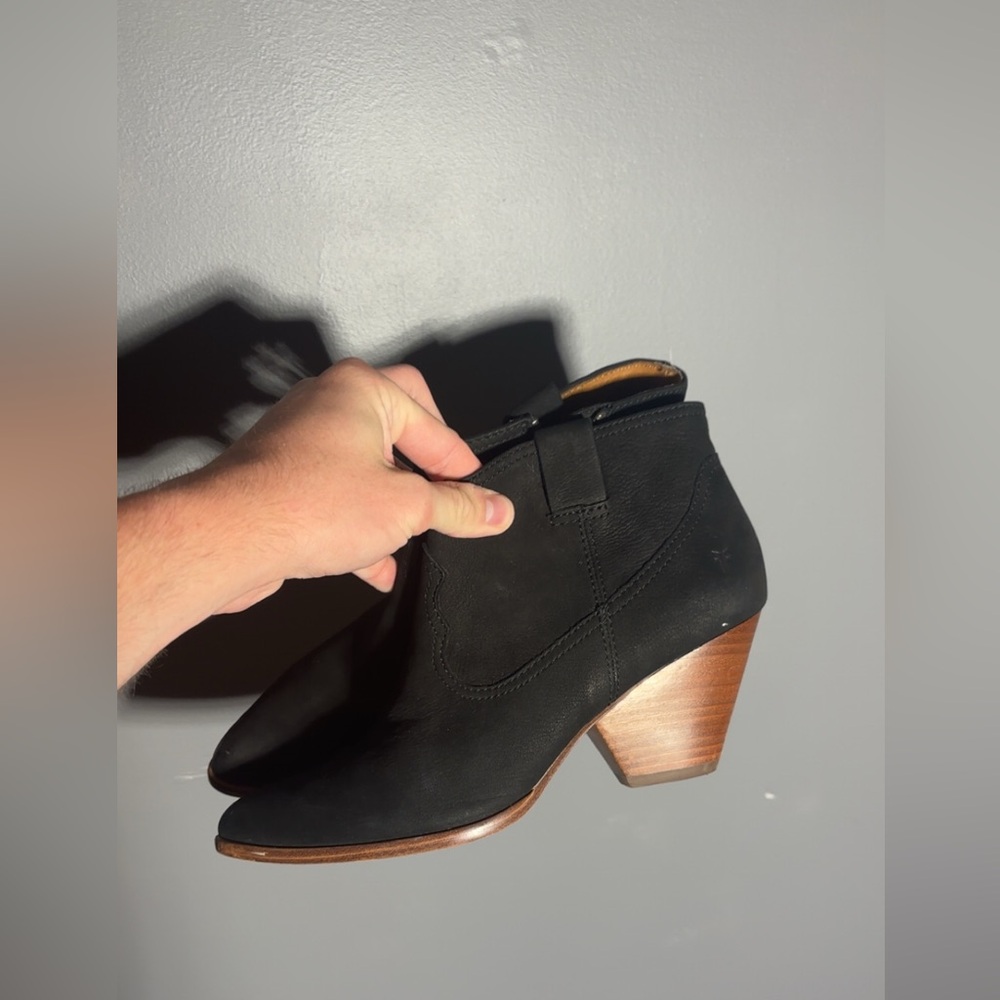 Frye Reina Ankle Boot Womens Size 8 - Picture 2 of 6